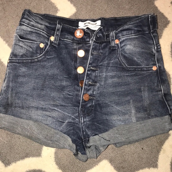 One Teaspoon Pants - One X Teaspoon highwaisted button fly shorts